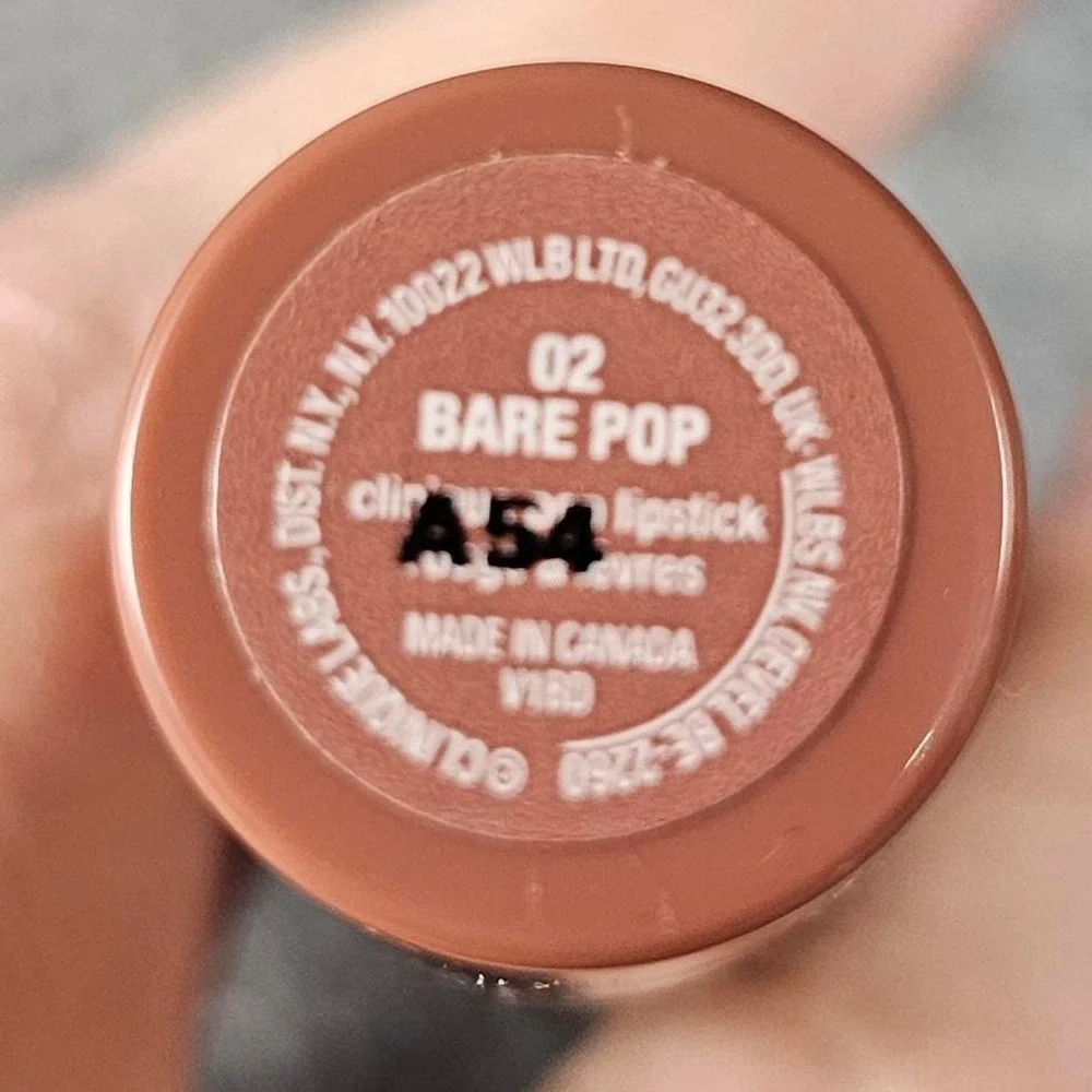 Clinique Pop Lip Colour + Primer in the shade 02 Bare Pop
